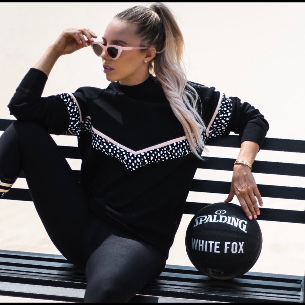 Sarah’s Day special release pull over
